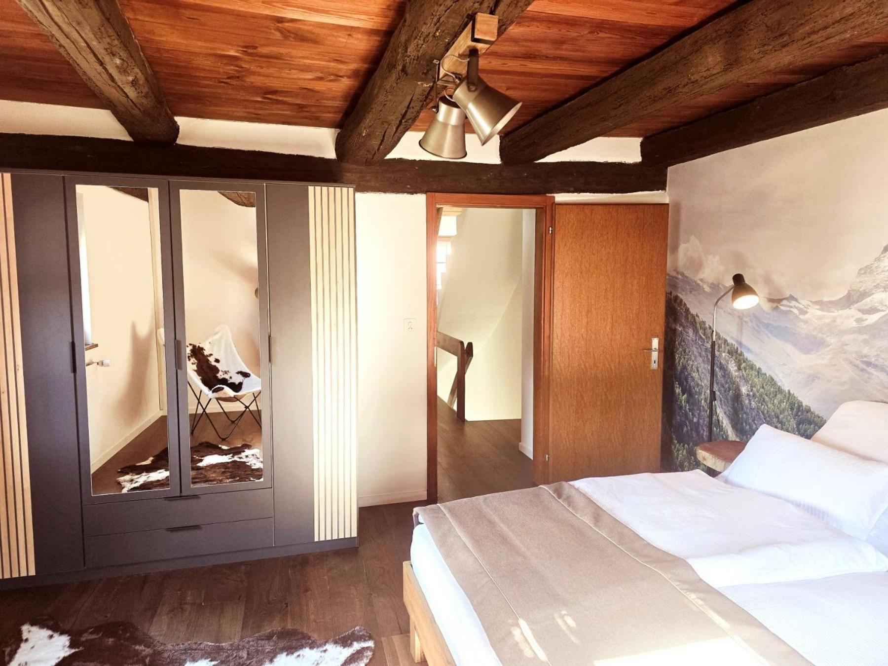 Happy Cow - Lage Naehe Bodensee, Rheinfall, Schaffhausen & Zuerich - Laendliche Idylle Mit Privat-parkplatz Und Viel Komfort - 120m2 - 3 Stockwerke Ramsen