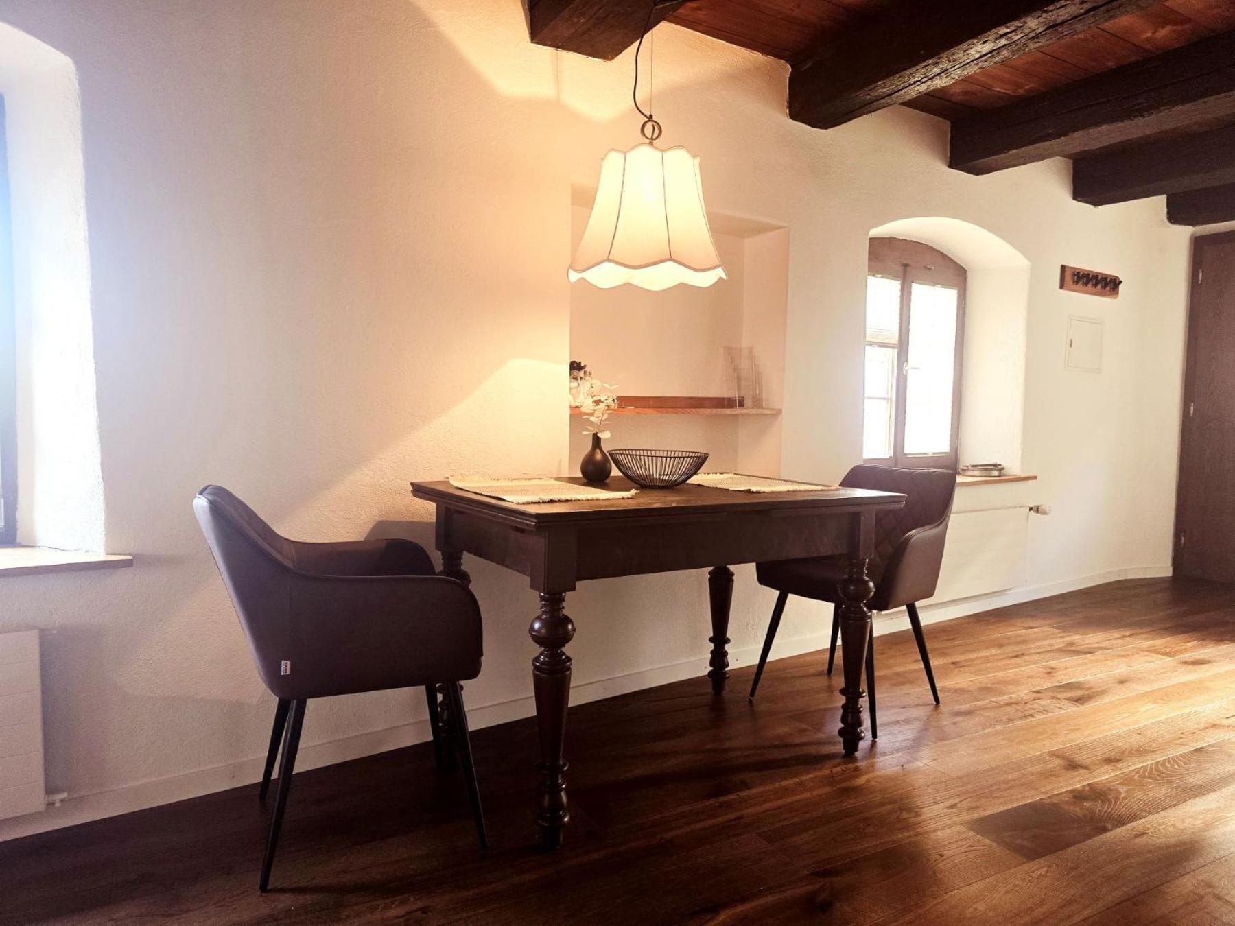 Holiday home Happy Cow - Lage Naehe Bodensee, Rheinfall, Schaffhausen & Zuerich - Laendliche Idylle Mit Privat-parkplatz Und Viel Komfort - 120m2 - 3 Stockwerke *